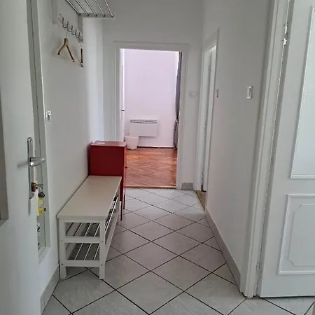 Tarcal Apartman Apartament *