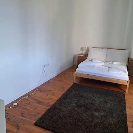 Tarcal Apartman Apartamento *