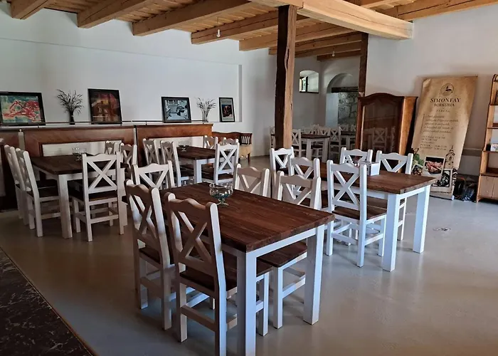 Tarcal Apartman Апартаменты *