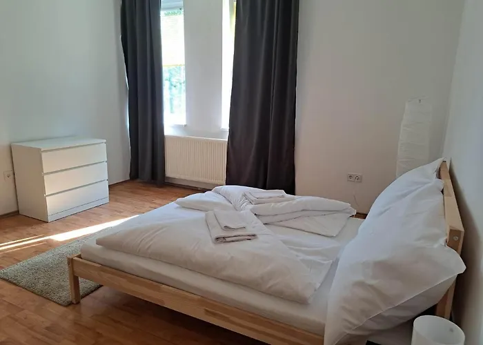 Апартаменты Tarcal Apartman