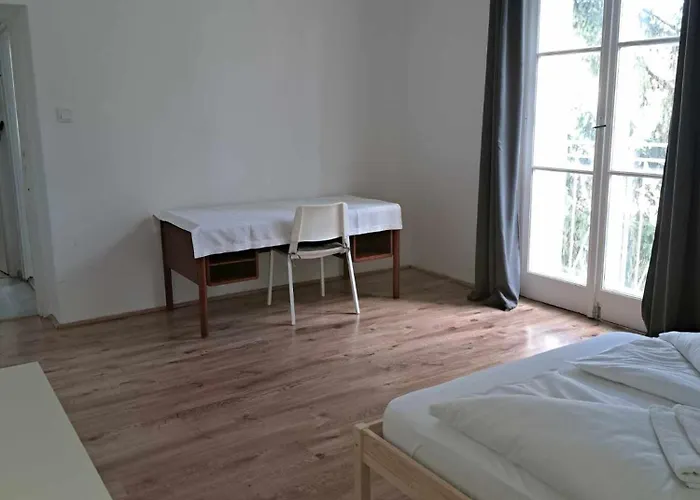 Апартаменты Tarcal Apartman